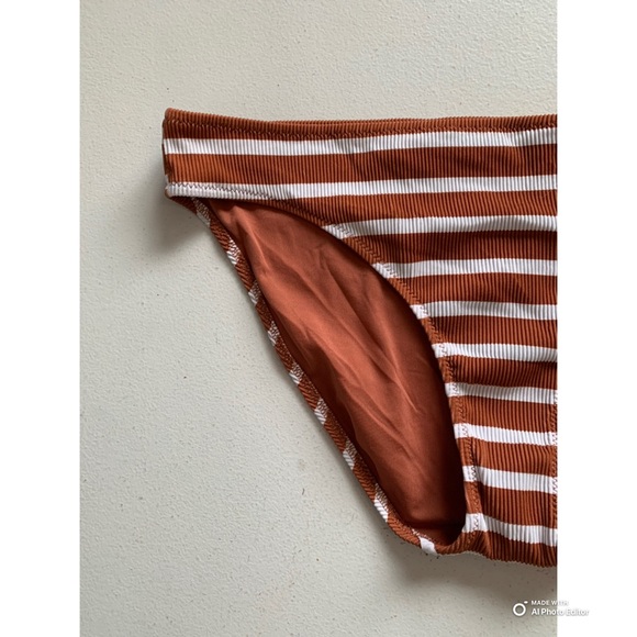 Aerie Size Large Ribbed Bottom in Brown & White Stripe NWT - Picture 3 of 16